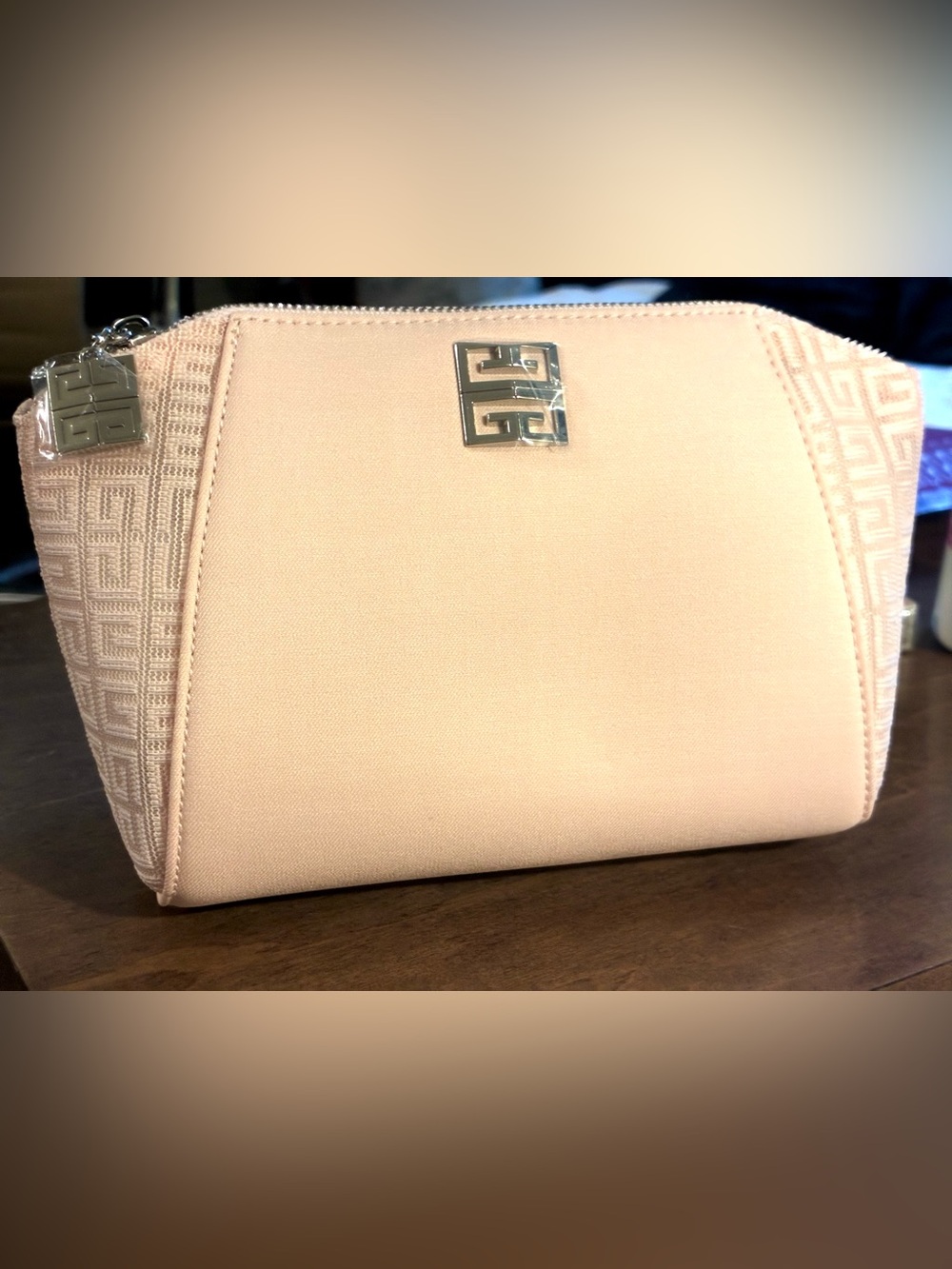 Givenchy Beautiful Rare Rose Pink Cosmetic Pouch with Silver Givenchy Embossing - Picture 7 of 17